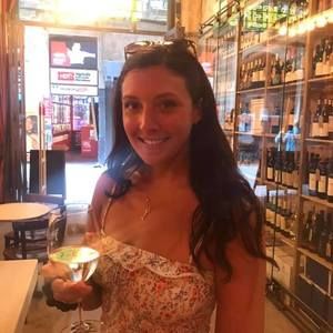 Meet your Posher, Melissa